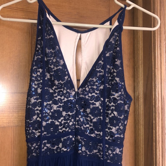 Long Keyhole Dress - Picture 3 of 5